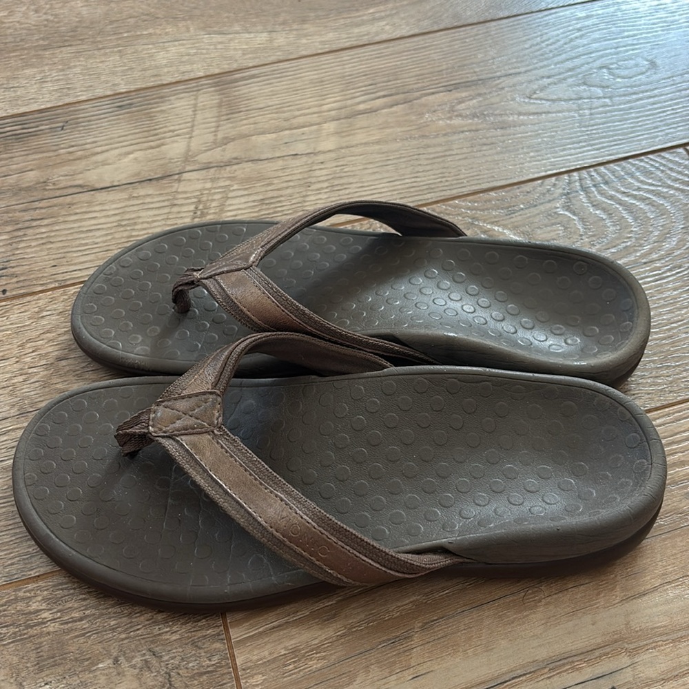 Vionic Toe Post Sandals Size 7 Brown Bronze Thong Flip Flop TIDE II - Picture 3 of 8